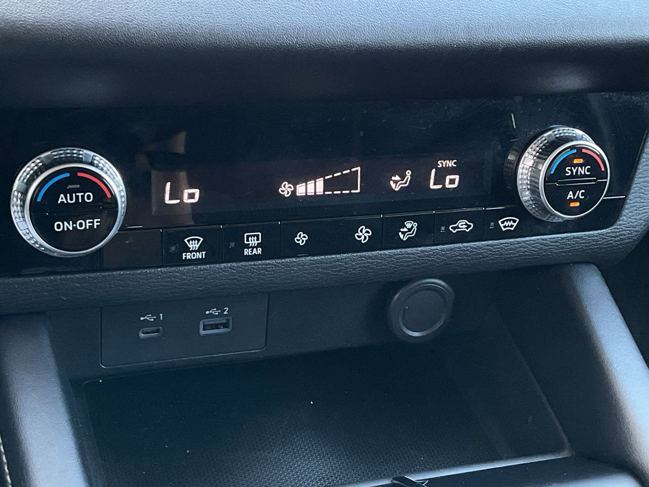 Used 2022 Mitsubishi Outlander ES image 32