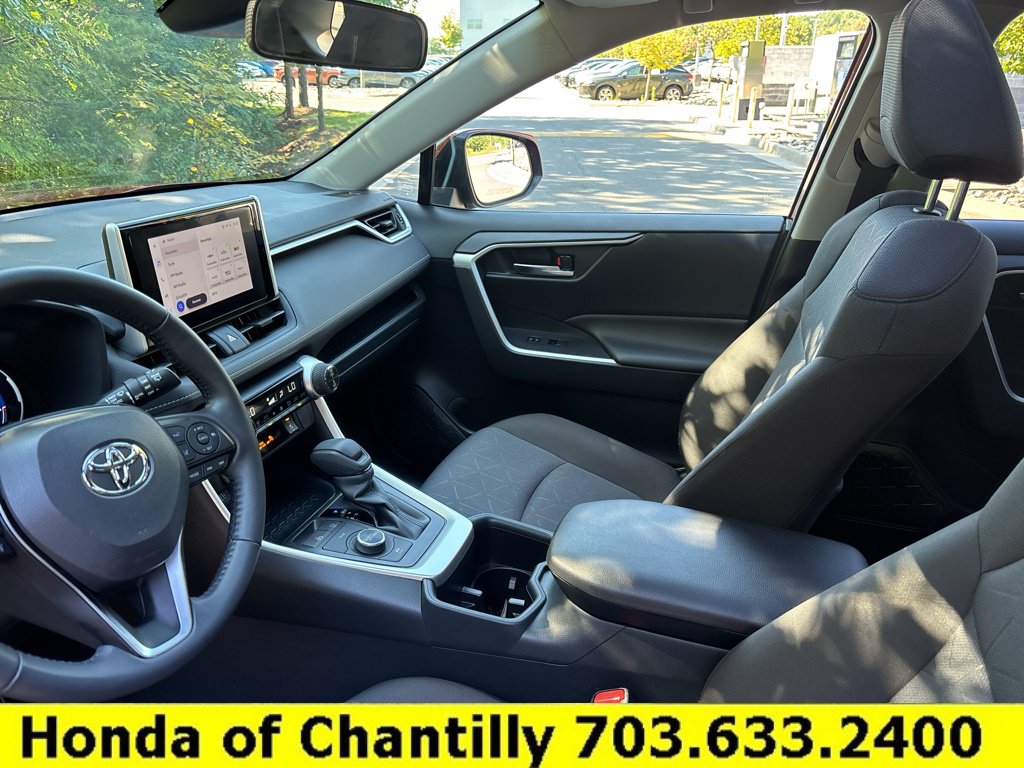 Used 2024 Toyota RAV4 XLE w/ Convenience Package AWD/4WD image 22