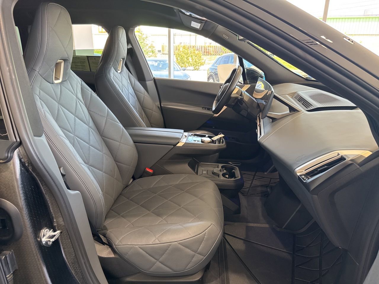 Used 2024 BMW iX xDrive50 w/ Sport Package image 50