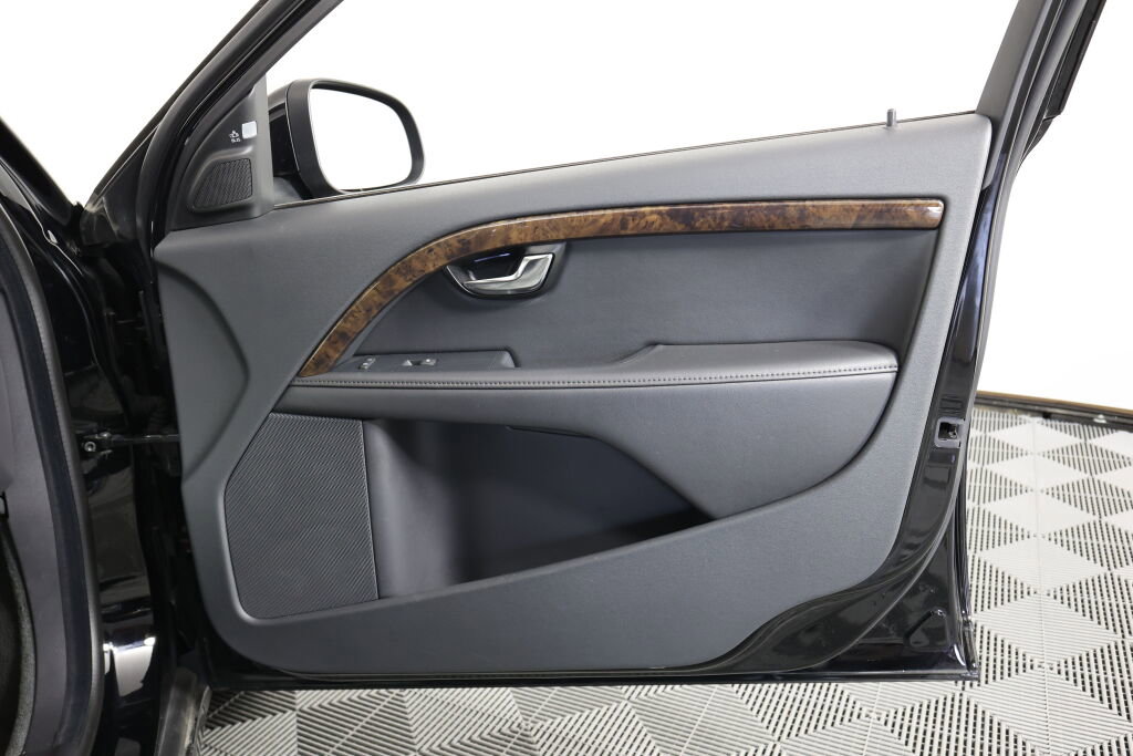 Used 2016 Volvo S80 T5 Platinum image 25