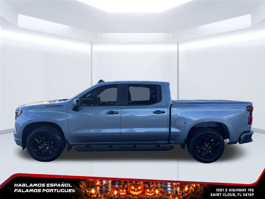 Used 2025 Chevrolet Silverado 1500 Custom RWD image 2