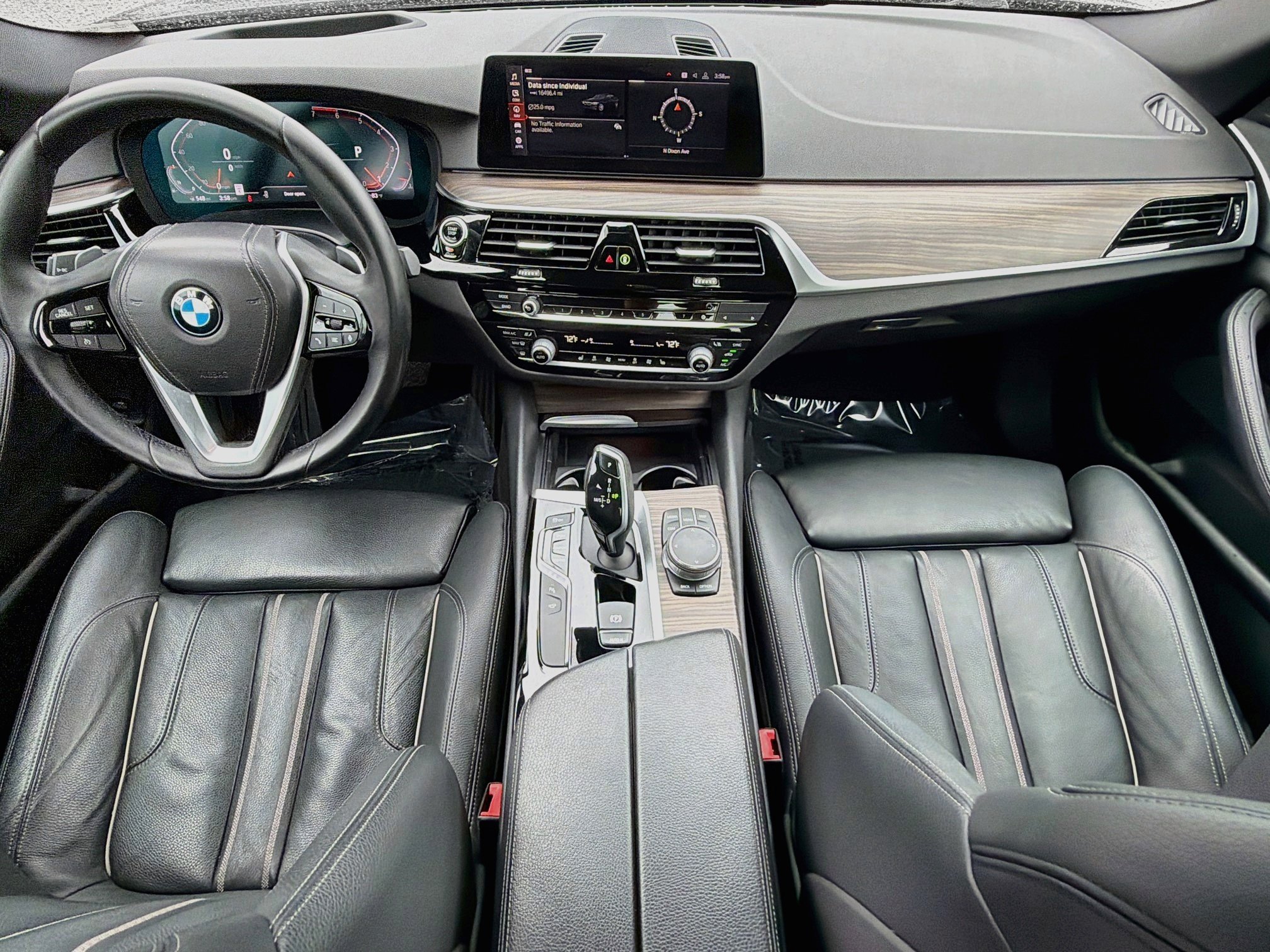 Used 2020 BMW 530i w/ Premium Package RWD image 17