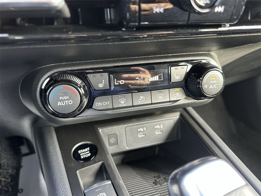 New 2026 Nissan Kicks SV w/ SV Premium Package image 18