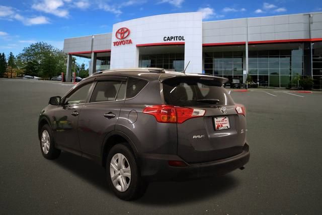 Used 2014 Toyota RAV4 LE image 4