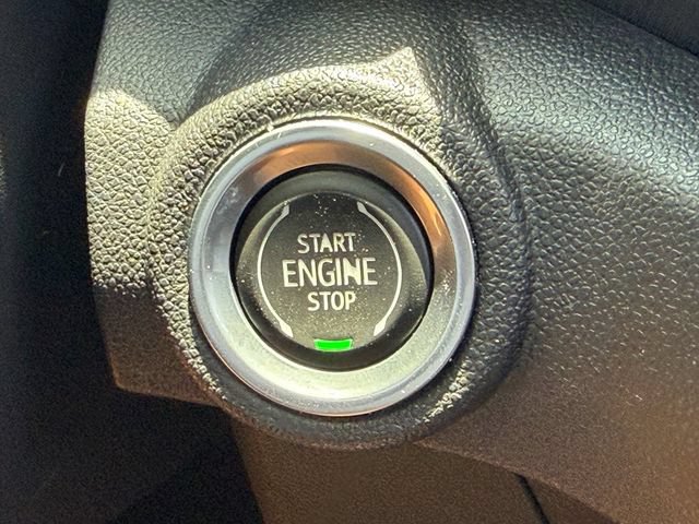 Used 2021 Chevrolet TrailBlazer RS w/ Sun and Liftgate Package FWD image 28
