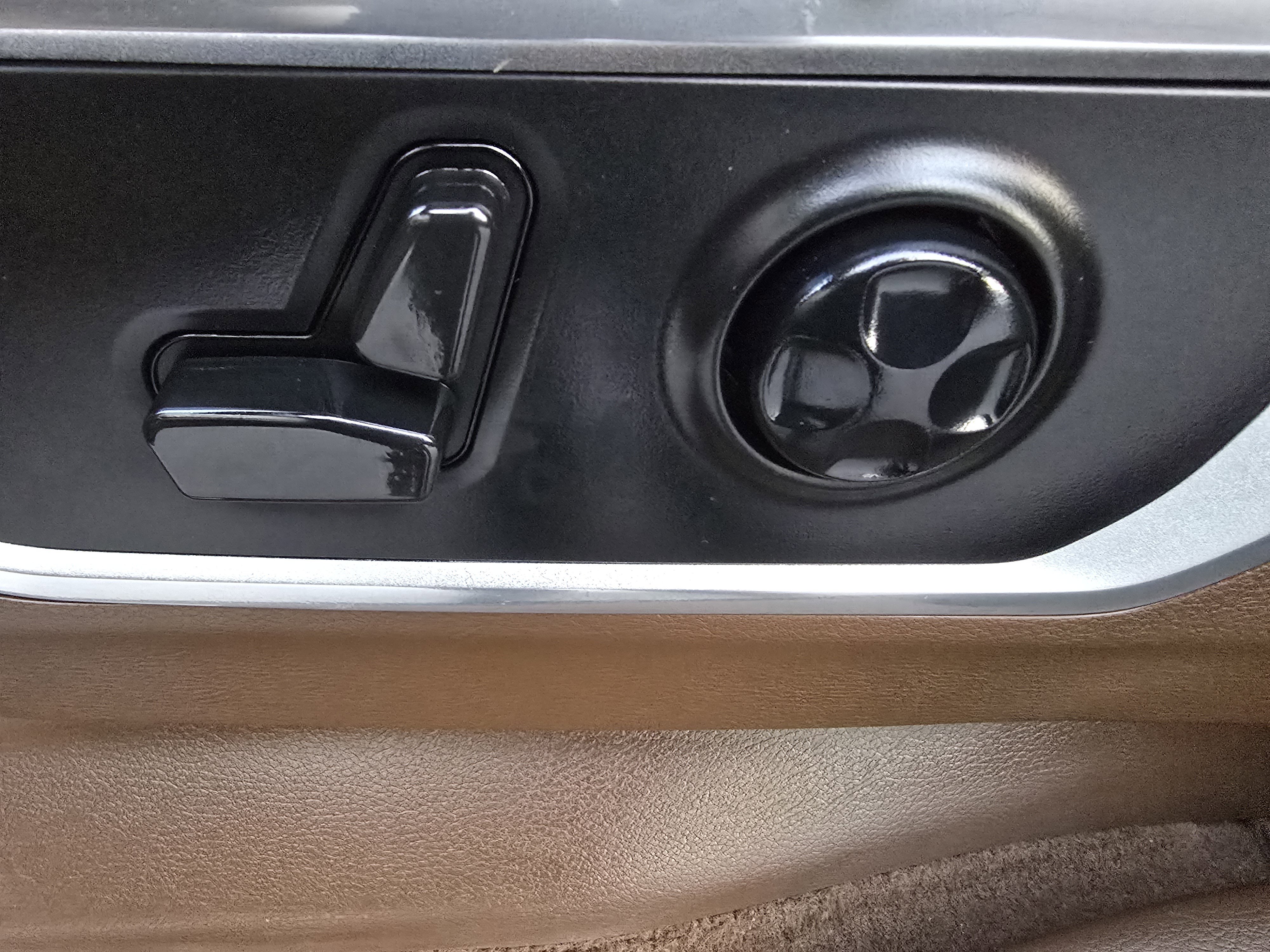 Used 2021 RAM 1500 Laramie image 8