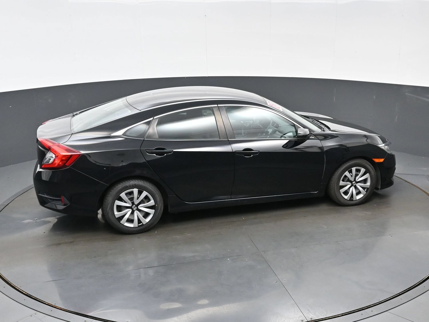Used 2018 Honda Civic LX image 37