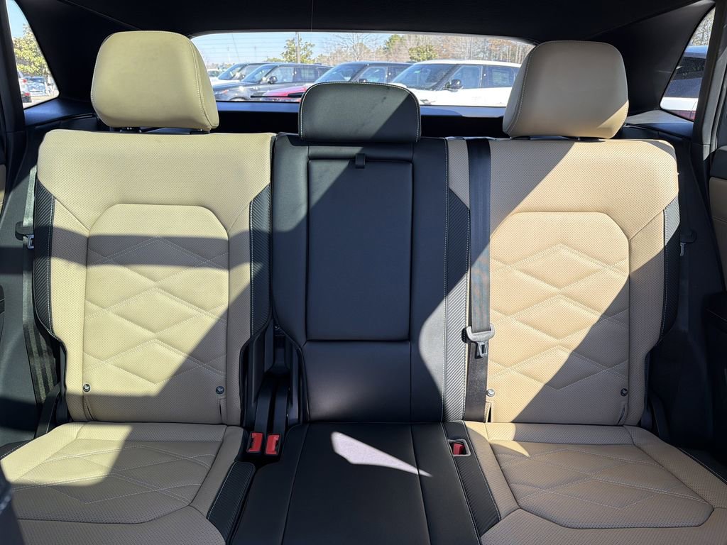 New 2026 Volkswagen Atlas Cross Sport SE image 31