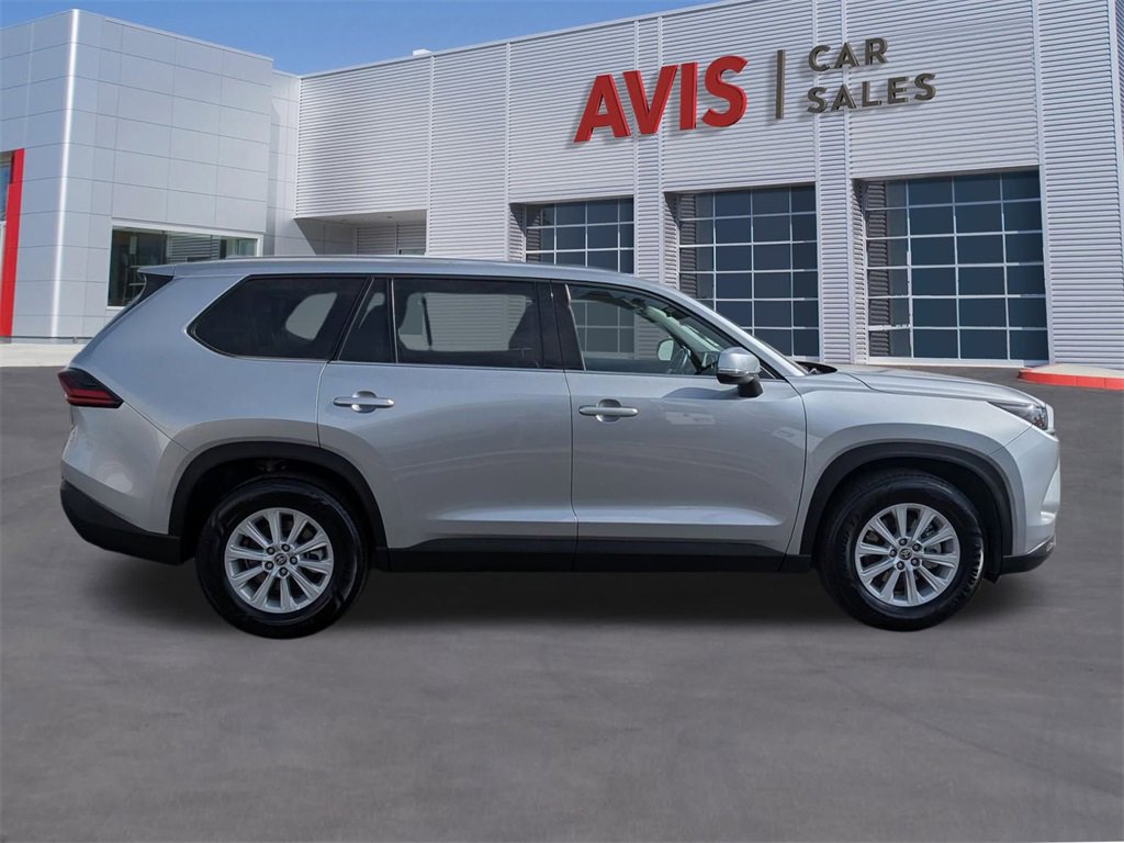 Used 2025 Toyota Grand Highlander AWD image 5