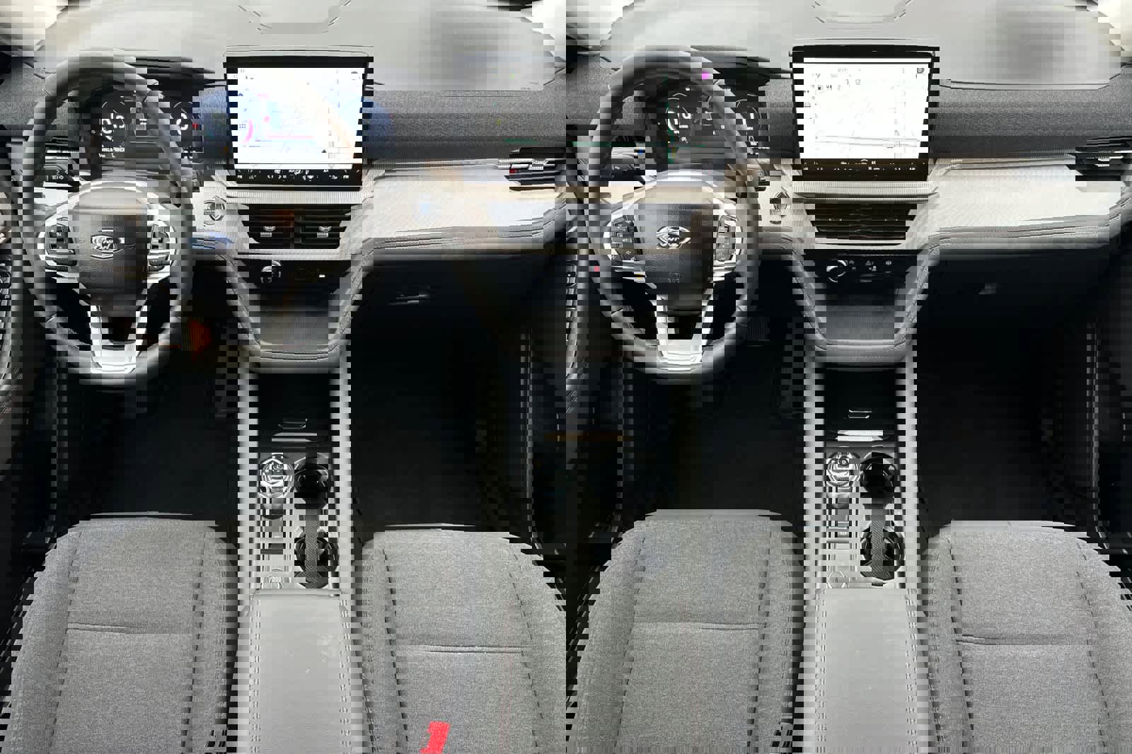 Certified 2025 Ford Explorer Active video 3