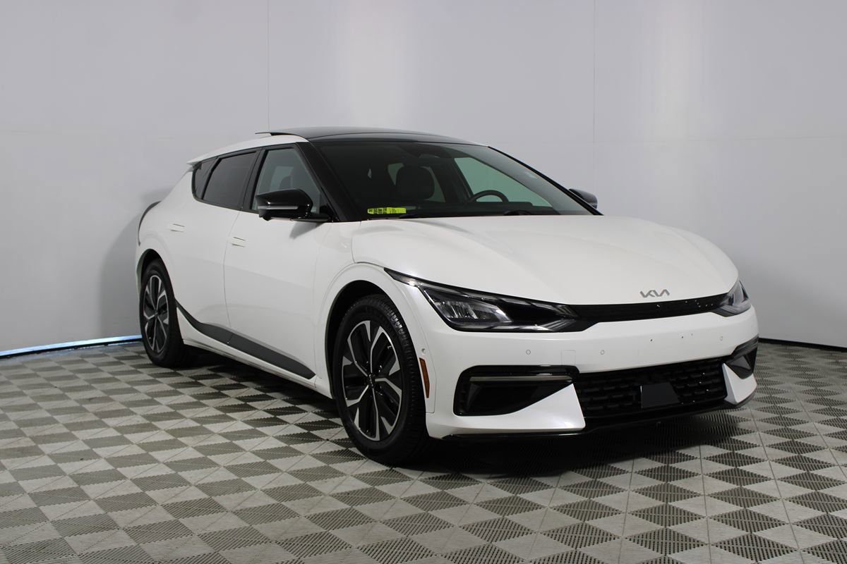 Used 2023 Kia EV6 GT-Line w/ GT-Line Suede Seat Package RWD image 26