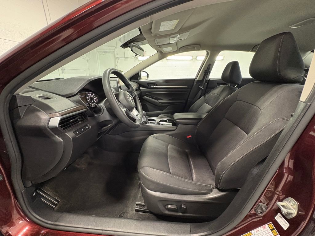 Used 2023 Nissan Altima 2.5 SV image 16