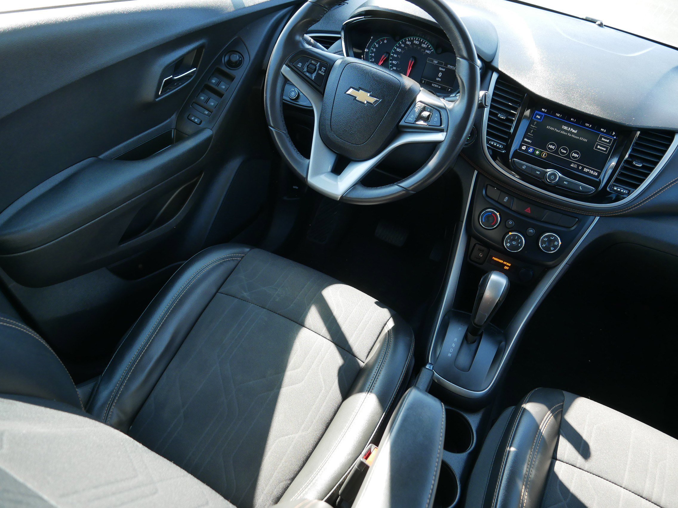 Used 2020 Chevrolet Trax LT w/ Driver Confidence Package AWD/4WD image 9