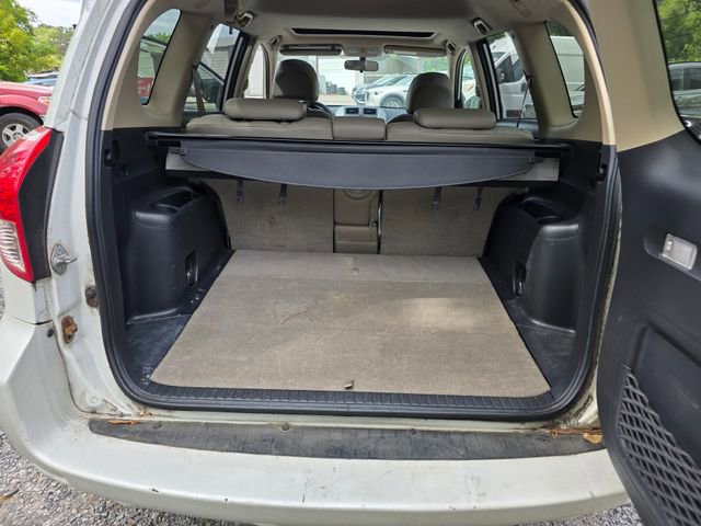 Used 2006 Toyota RAV4 Limited image 25