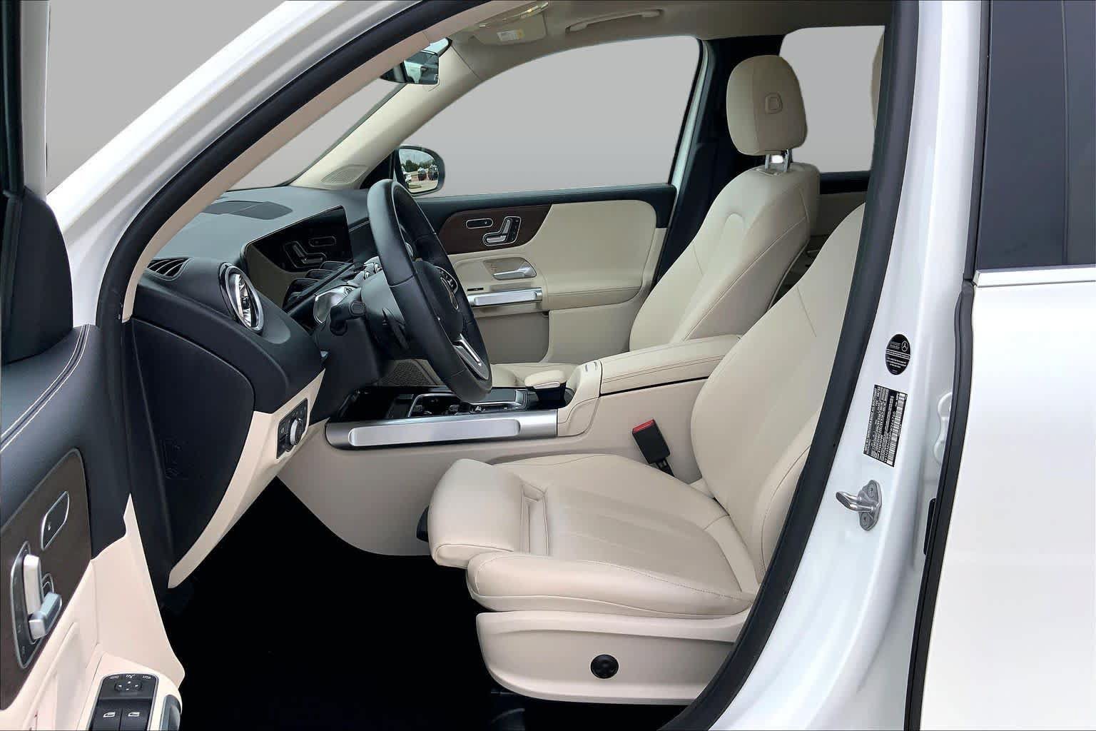 Used 2023 Mercedes-Benz GLB 250 image 8