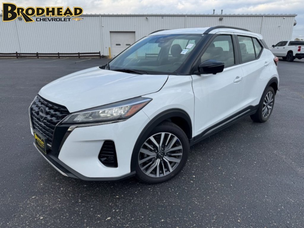 Used 2024 Nissan Kicks SR