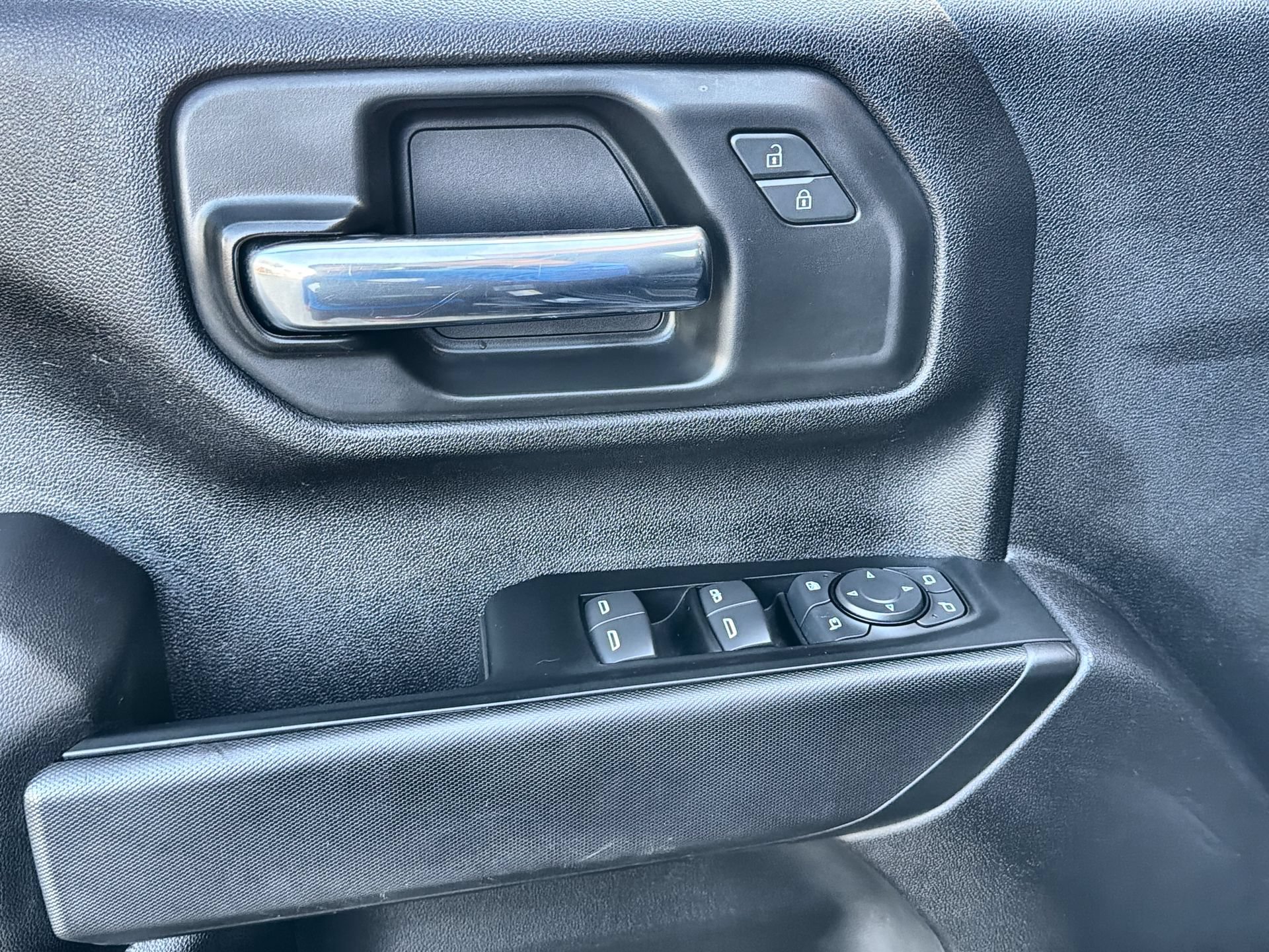 Used 2024 Chevrolet Silverado 2500 Custom w/ Custom Value Package AWD/4WD image 13