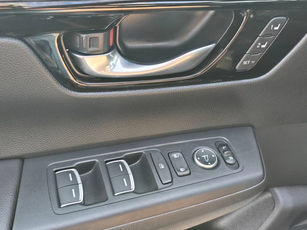 Certified 2025 Honda CR-V EX-L image 19