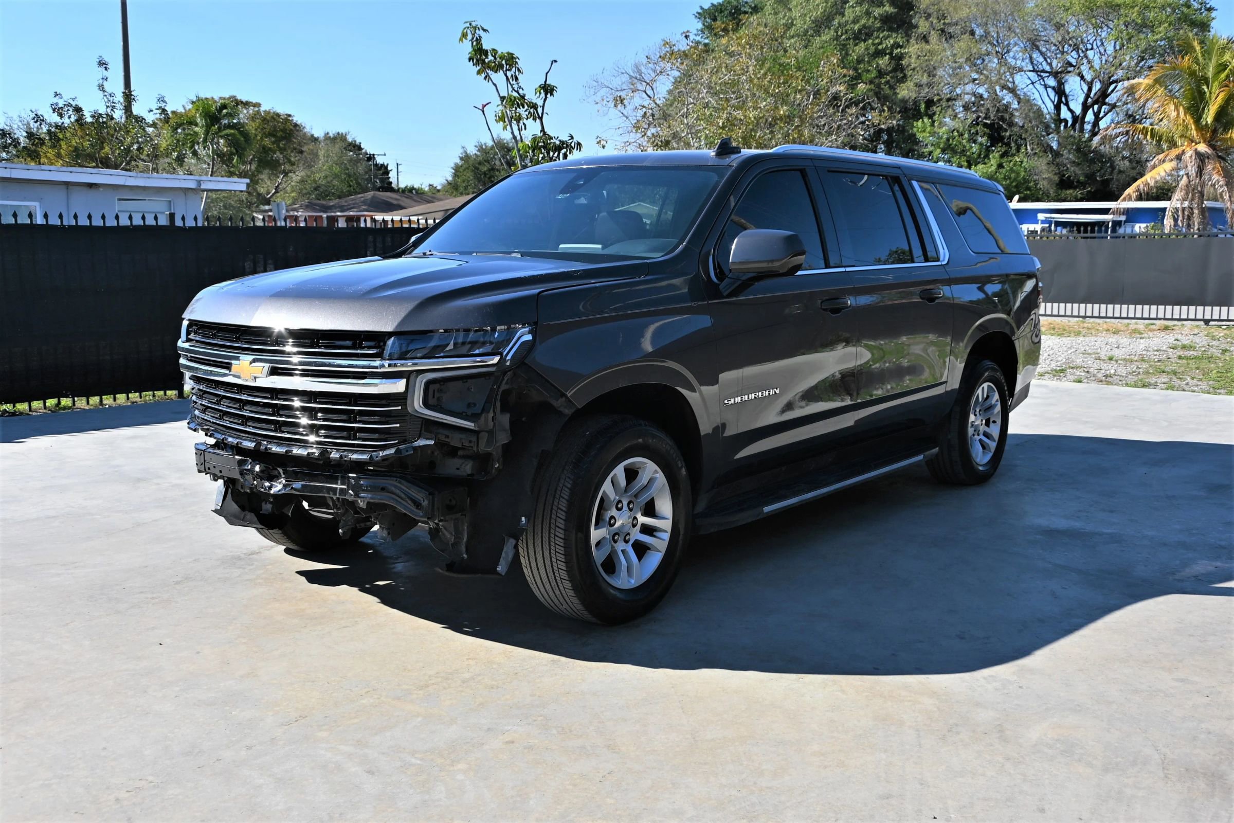 Used 2021 Chevrolet Suburban LT video 2