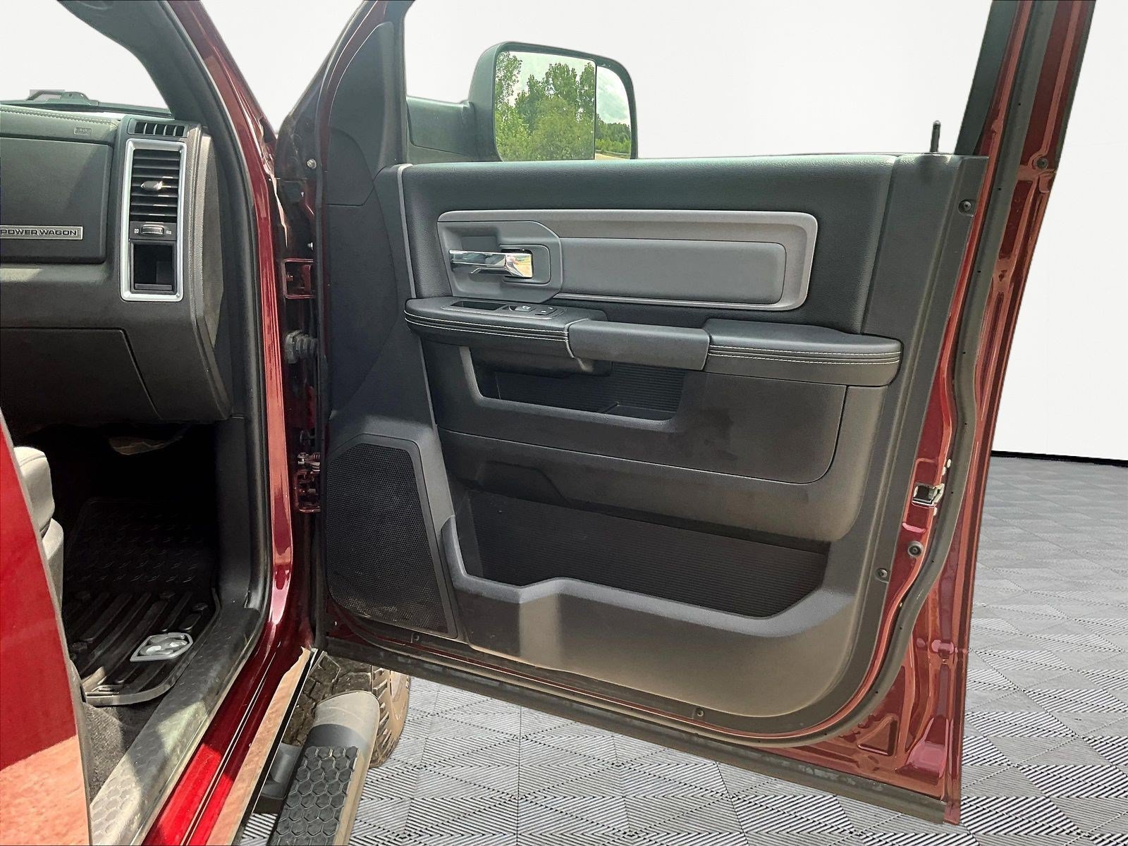 Used 2018 RAM 2500 Power Wagon w/ Luxury Group AWD/4WD image 29