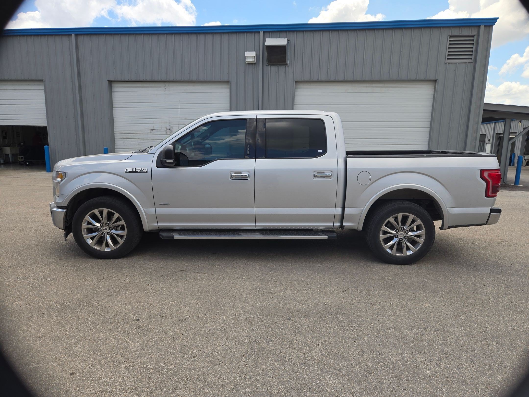 Used 2017 Ford F150 Lariat RWD image 6