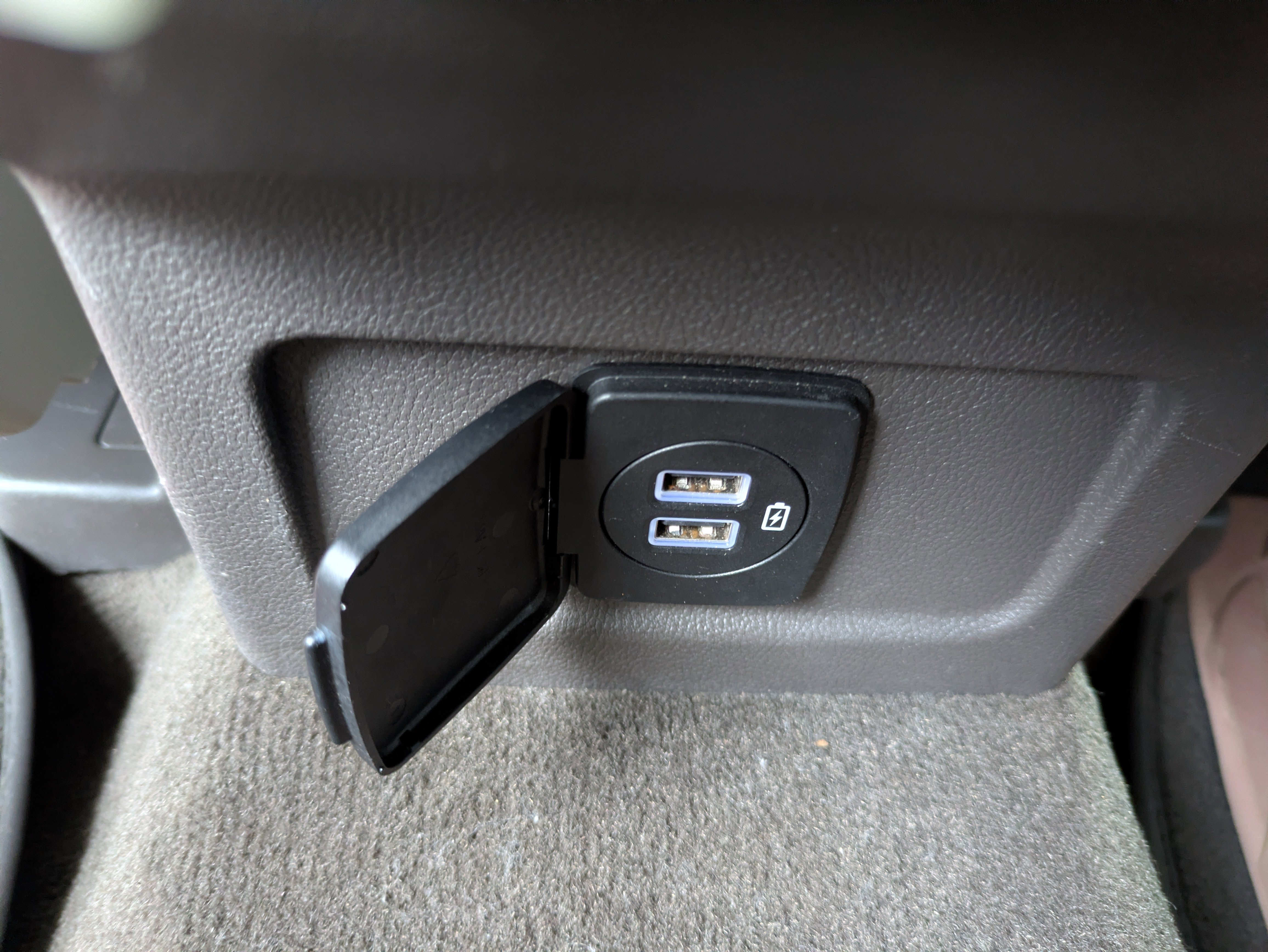 Used 2021 Lincoln Corsair Reserve image 15