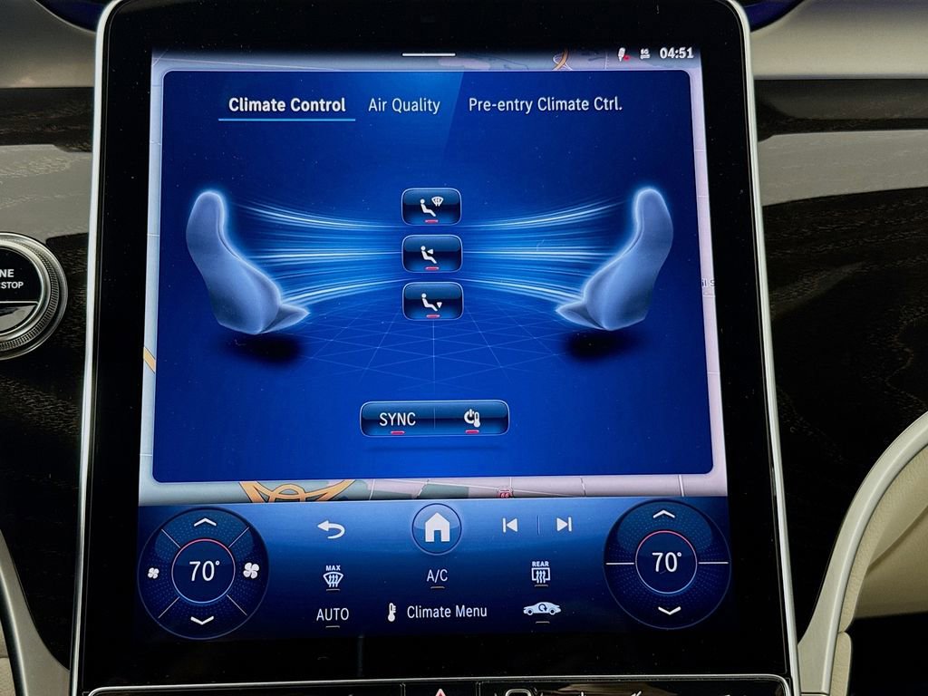 Used 2025 Mercedes-Benz GLC 350e 4MATIC image 16