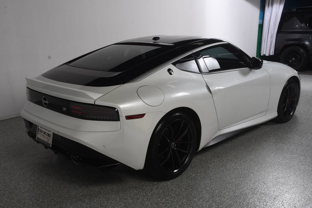 Used 2024 Nissan Z Performance w/ Floor Mat Package RWD image 8
