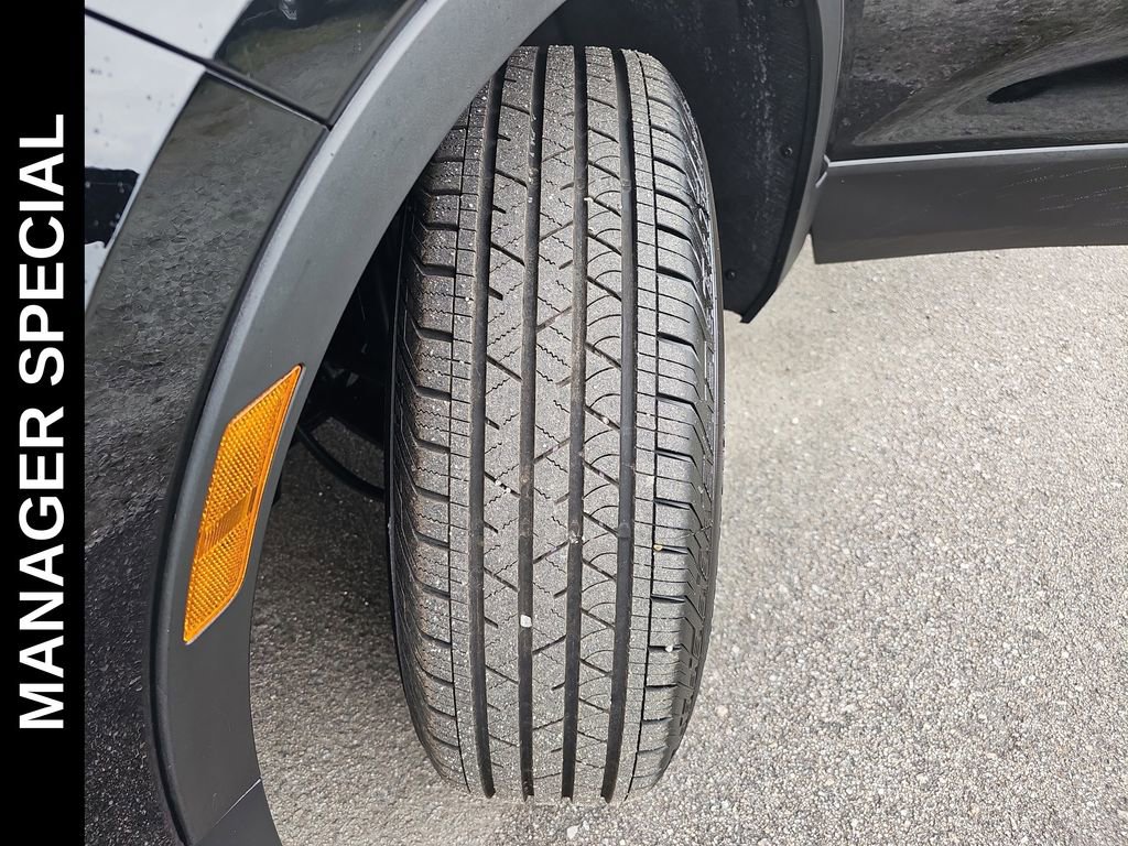 New 2025 Chevrolet Blazer LT w/ Convenience Package image 34