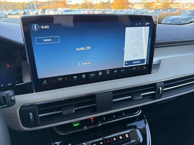 New 2026 Lincoln Corsair Premiere image 11