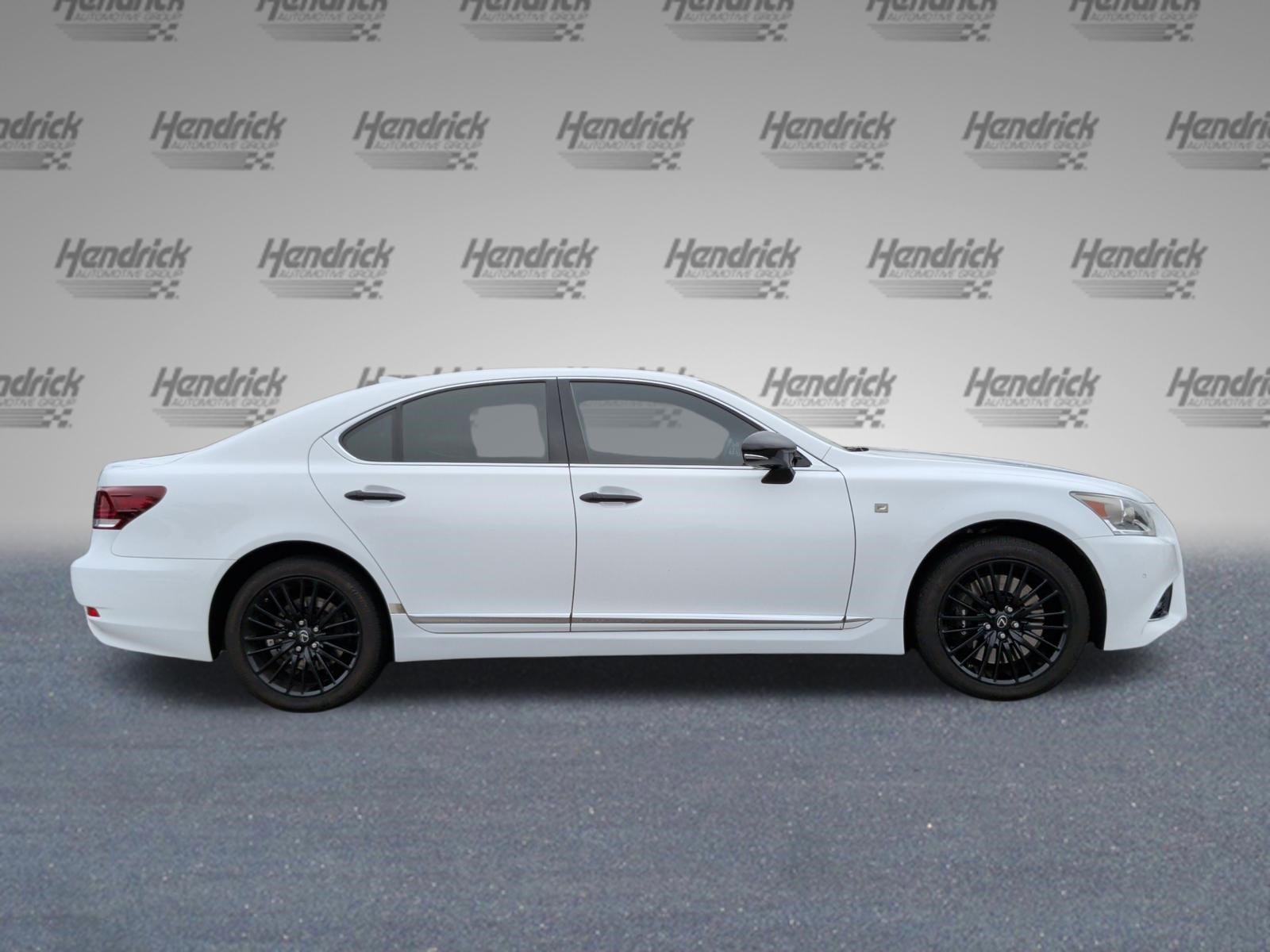 Used 2015 Lexus LS 460 RWD image 6