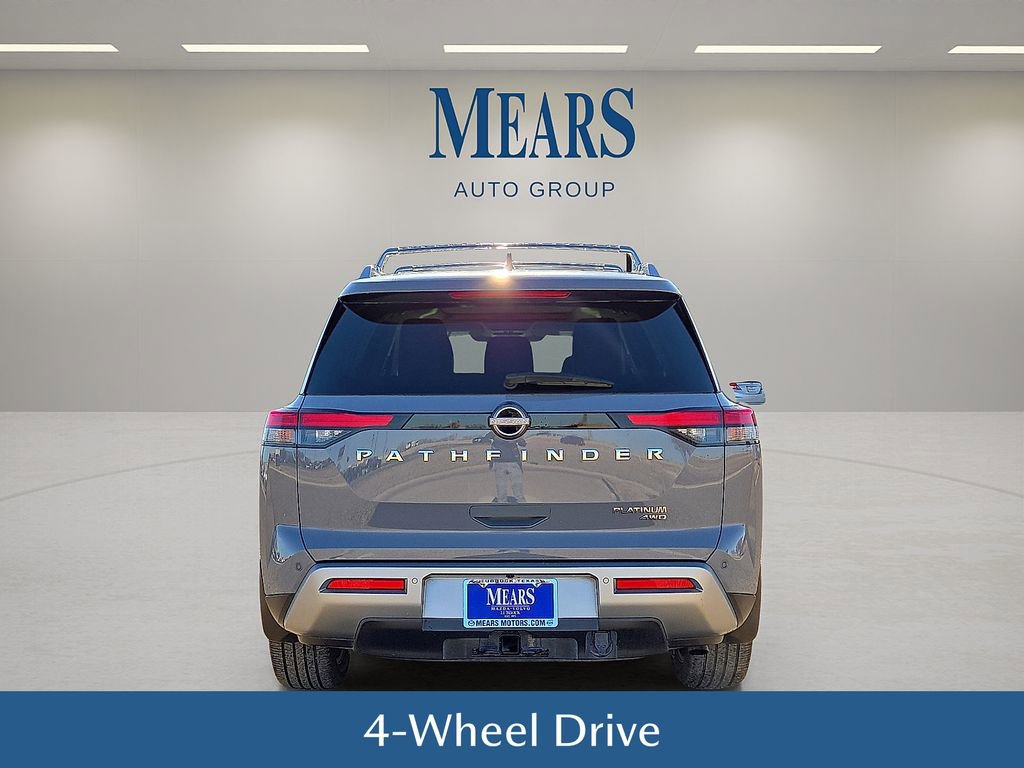 Used 2022 Nissan Pathfinder Platinum w/ Cargo Package image 5