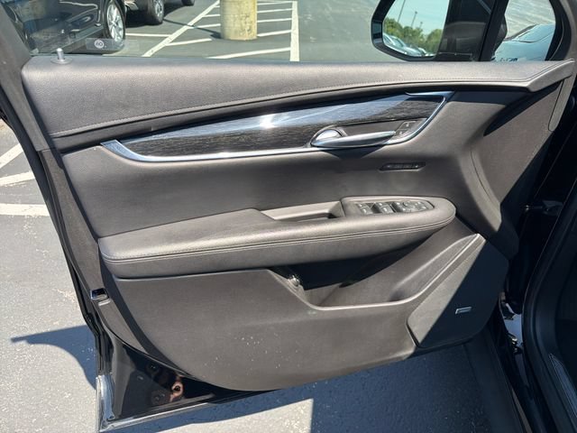 Certified 2021 Cadillac XT5 Premium Luxury FWD image 11