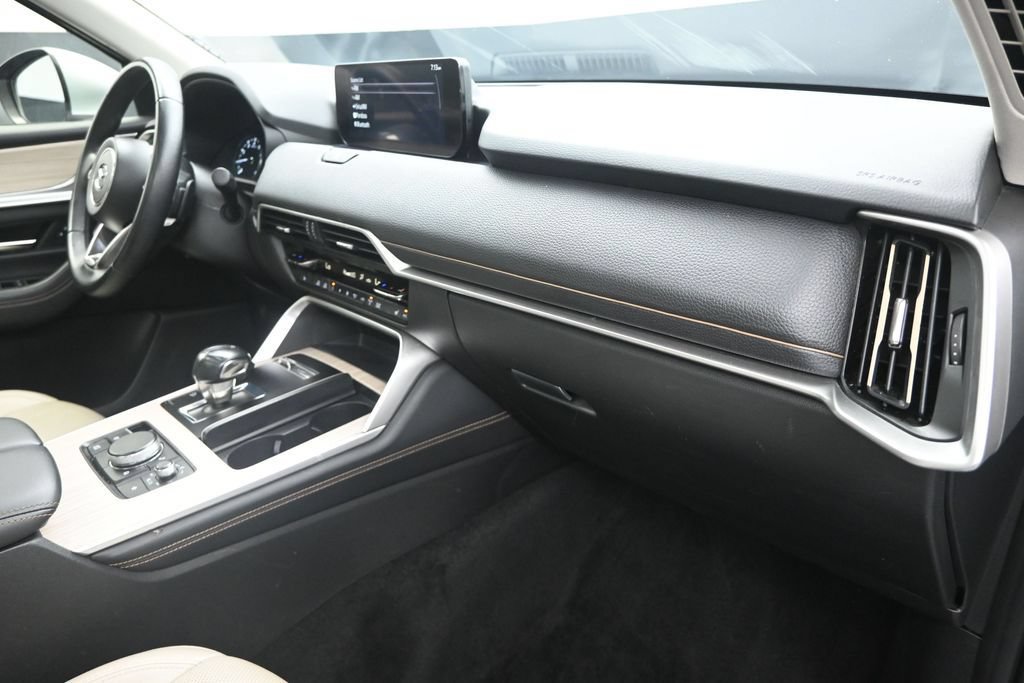 Used 2024 MAZDA CX-90 3.3 Turbo w/ Premium Package AWD/4WD image 24