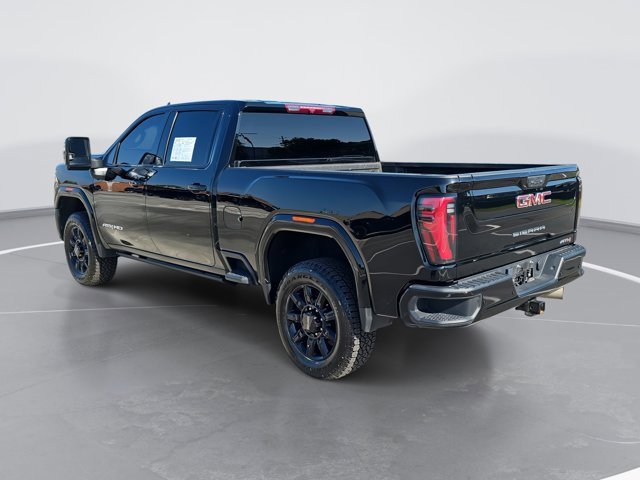 Used 2024 GMC Sierra 2500 AT4 image 5