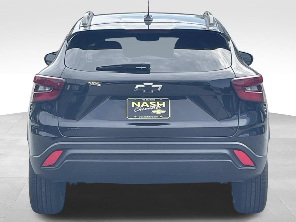 New 2026 Chevrolet Trax LT w/ Driver Confidence Package FWD image 4