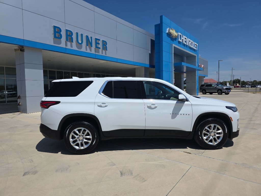 Certified 2023 Chevrolet Traverse LS w/ Safety Package FWD image 19