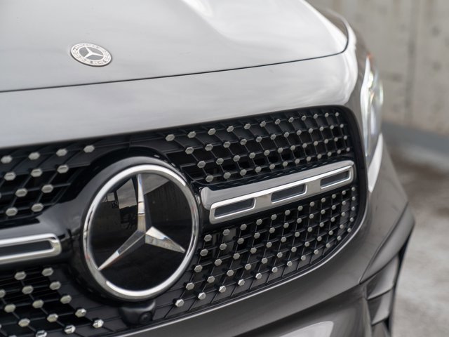 Certified 2023 Mercedes-Benz GLB 250 4MATIC image 7