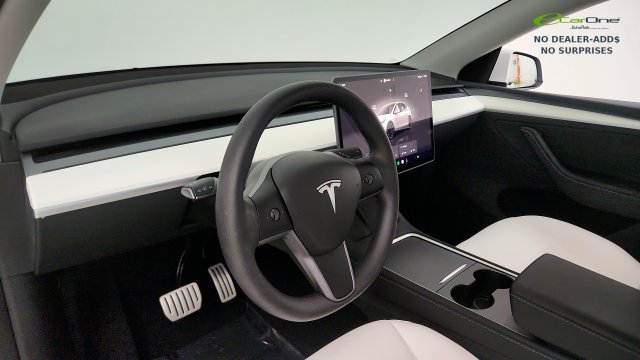 Used 2025 Tesla Model Y Performance AWD/4WD image 45