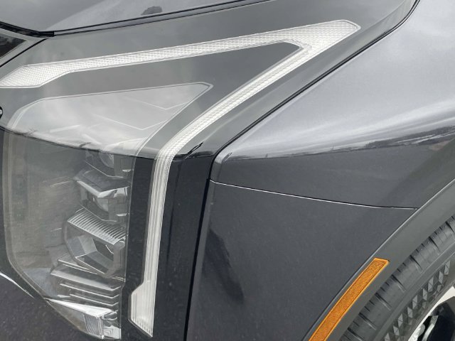 Certified 2026 Kia Sportage EX FWD image 13