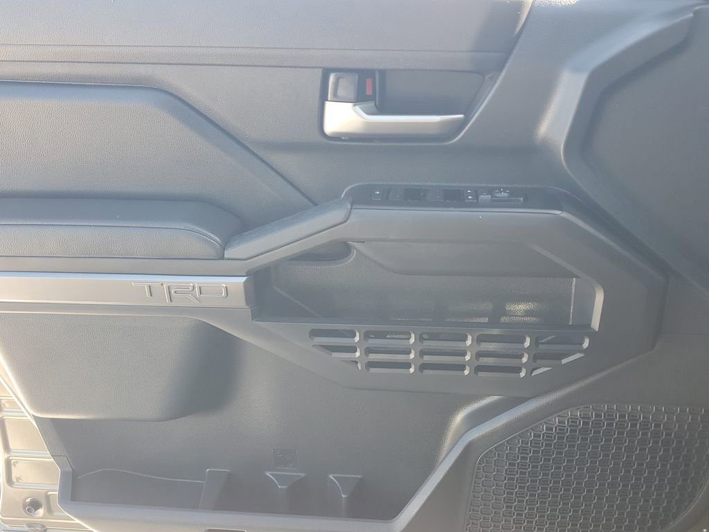 Certified 2025 Toyota Tacoma TRD Sport w/ TRD Sport Upgrade Package image 31