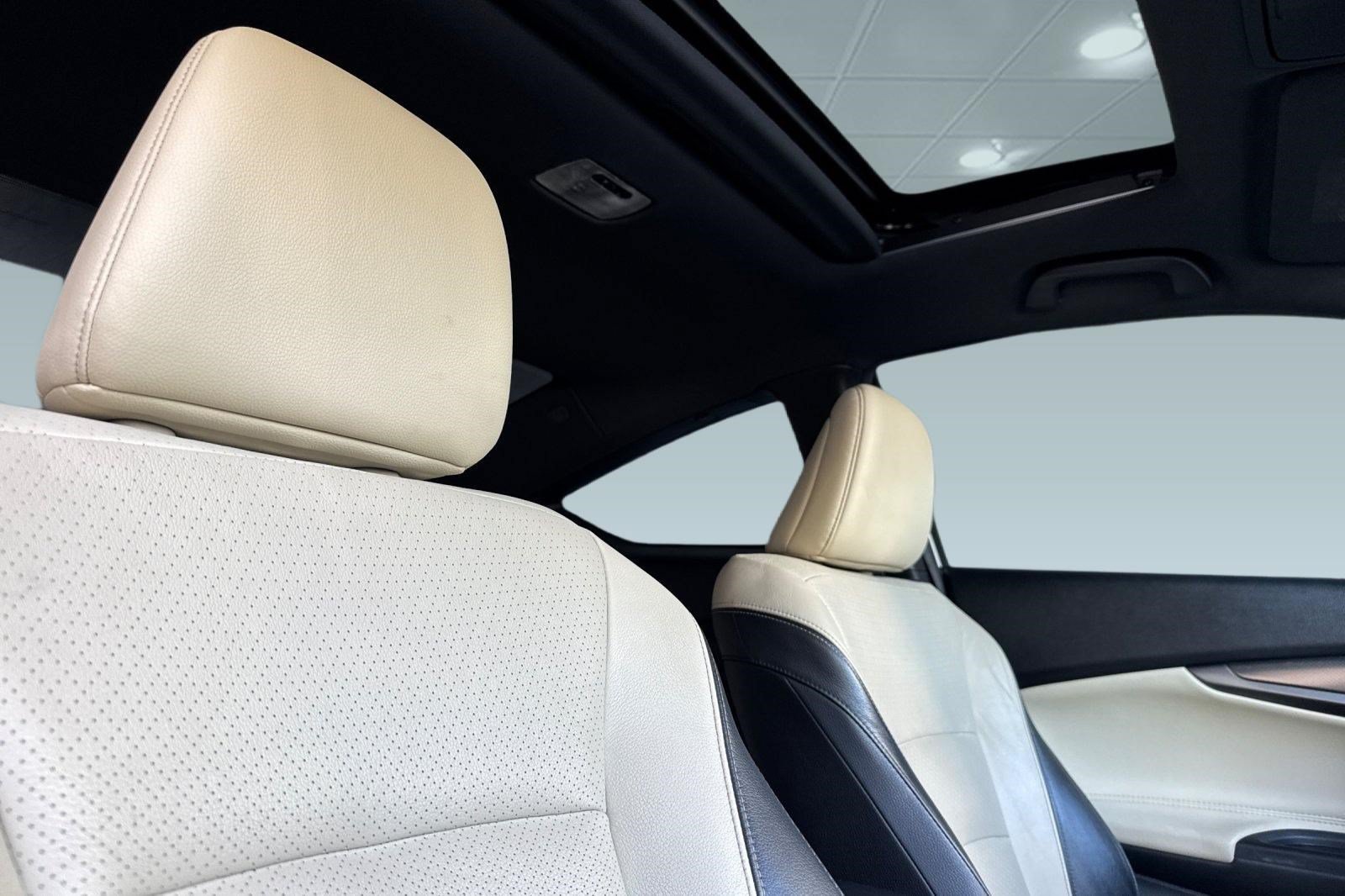 Used 2016 Honda Accord Touring image 23