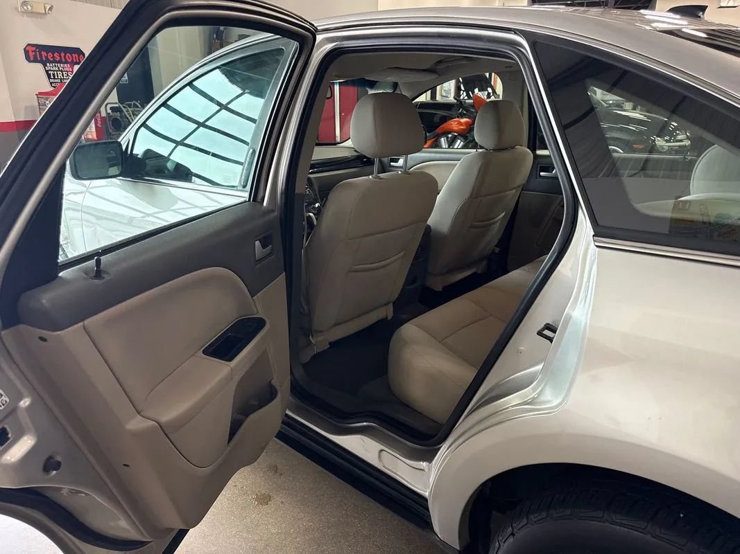 Used 2008 Mercury Sable AWD Sedan image 63