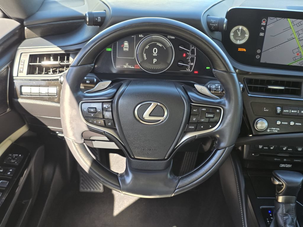 Certified 2022 Lexus ES 300h Ultra Luxury w/ Accessory Package 2 FWD image 25
