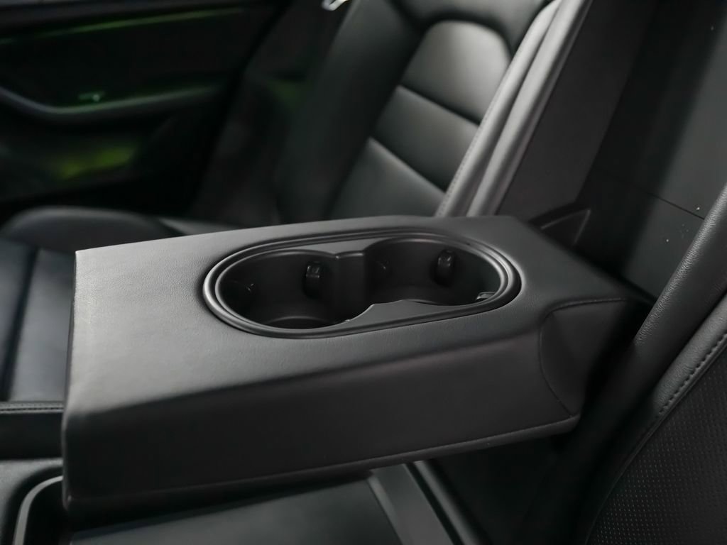 Certified 2025 Porsche Taycan 4S AWD/4WD image 20
