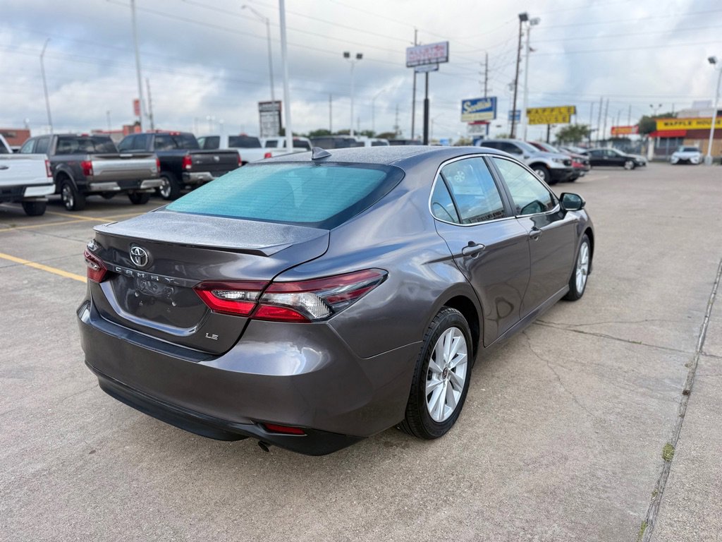Used 2023 Toyota Camry LE FWD image 7