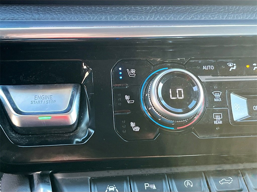 Used 2022 GMC Sierra 1500 Denali image 21