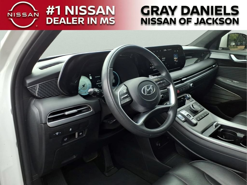 Used 2024 Hyundai Palisade Calligraphy FWD image 11