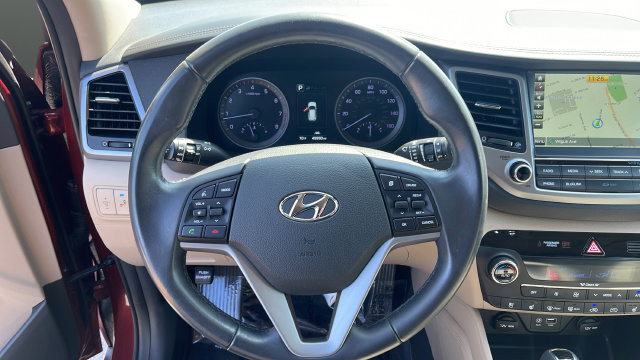 Used 2017 Hyundai Tucson Limited w/ Limited Ultimate Package 03 AWD/4WD image 17
