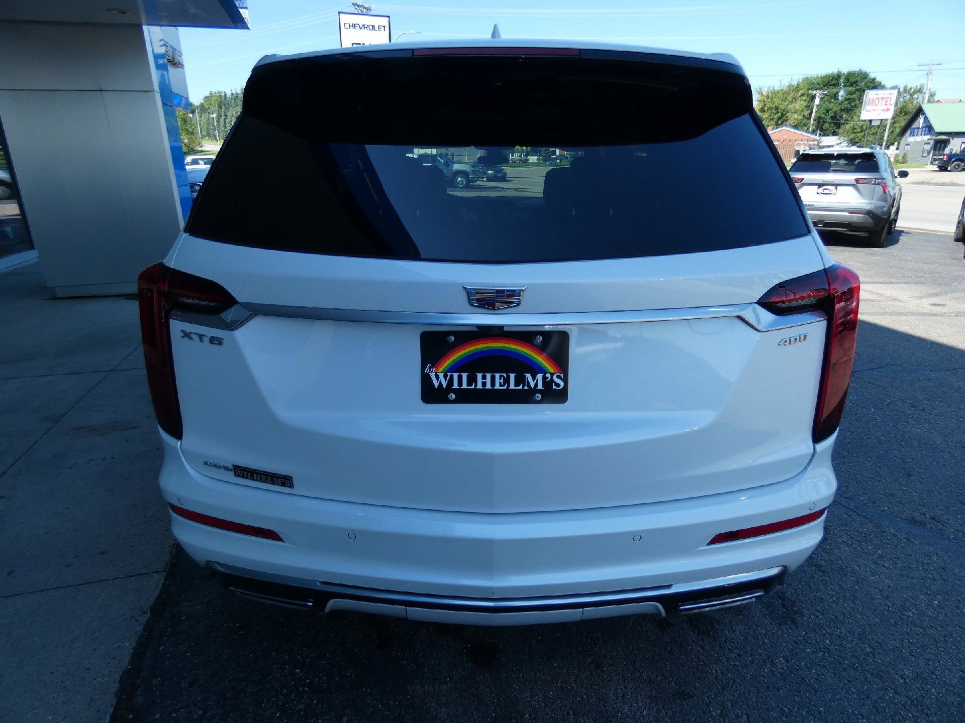 Used 2021 Cadillac XT6 Premium Luxury image 4